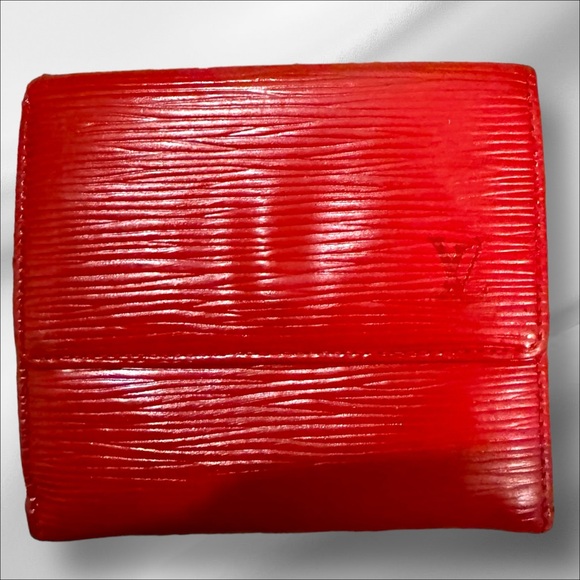 Louis Vuitton Epi Tri Fold Wallet Red - Pre-Loved - Picture 1 of 14